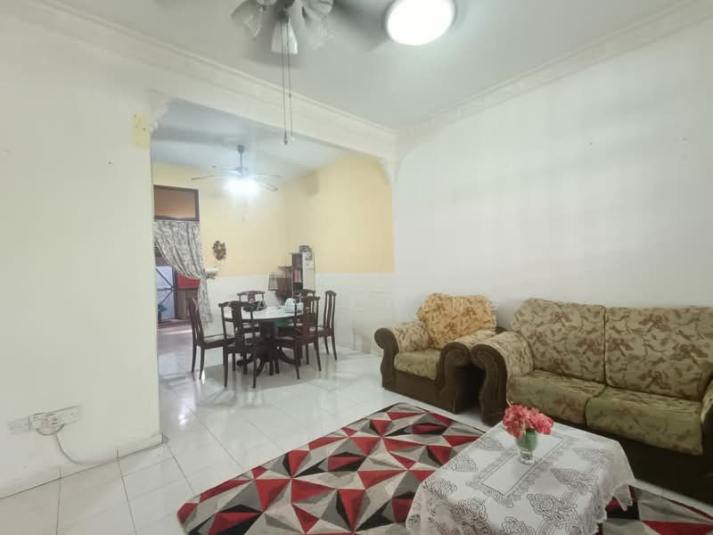 Rumah Teres 2 Tingkat untuk Disewa di Kepala Batas (Penang) - Yzan Cheng - Living Room - PropertyGuru.com.my