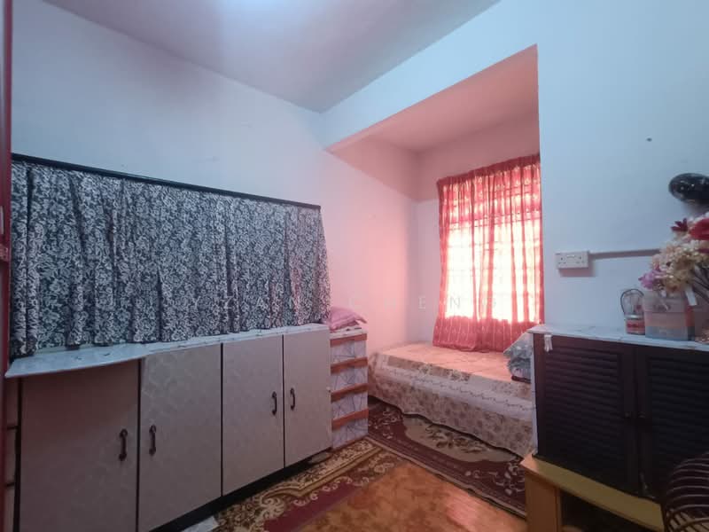Rumah Teres 2 Tingkat untuk Disewa di Kepala Batas (Penang) - Yzan Cheng - Bedroom - PropertyGuru.com.my