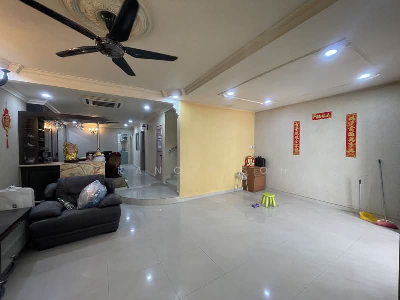 2-storey Terraced House for Sale in Taman Ikhlas (Bandar Sungai Long) - Francis Soh - Living Room - PropertyGuru.com.my