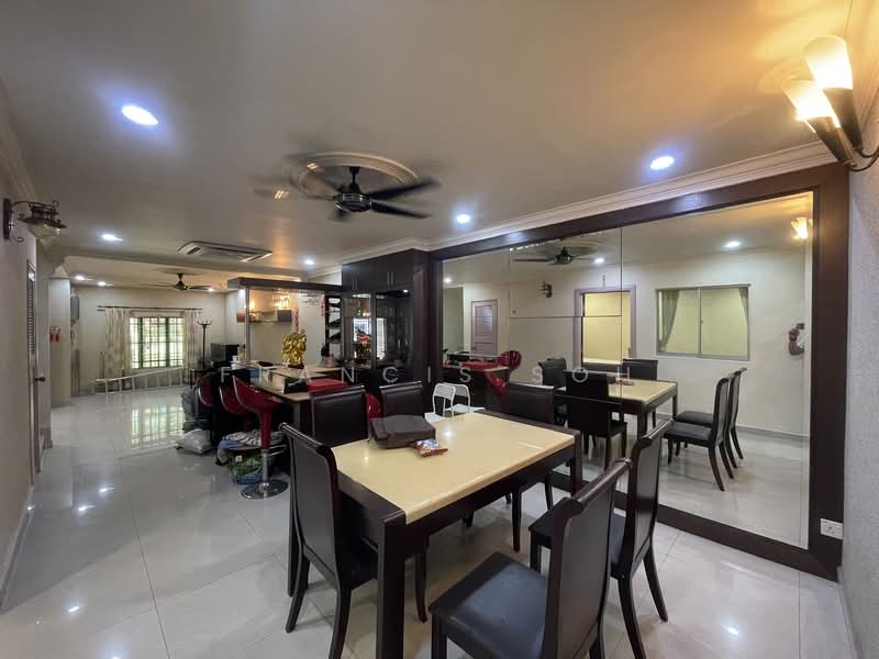 2-storey Terraced House for Sale in Taman Ikhlas (Bandar Sungai Long) - Francis Soh - Dining Room - PropertyGuru.com.my