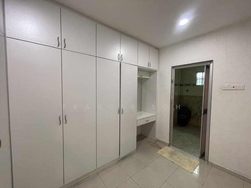 2-storey Terraced House for Sale in Taman Ikhlas (Bandar Sungai Long) - Francis Soh - Interior - PropertyGuru.com.my