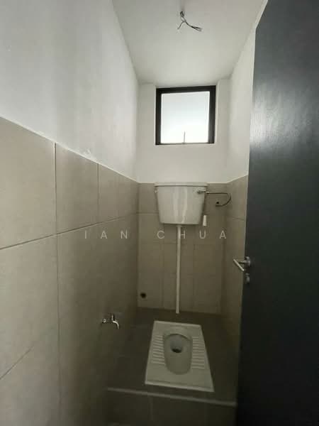 Shop / Office for Rent in Iskandar Puteri (Nusajaya) (Johor) - Ian Chua - Bathroom - PropertyGuru.com.my