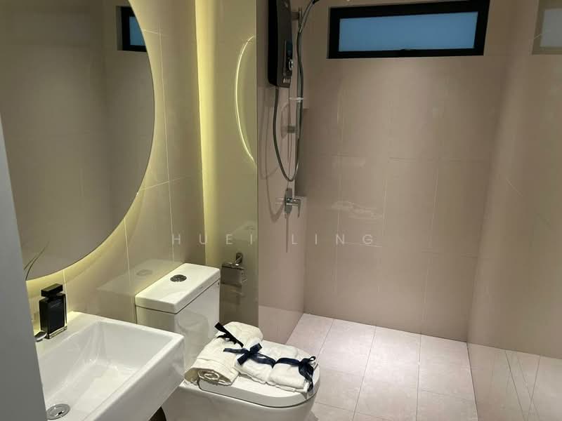 Servis Apartment untuk Dijual di M Azura - Huei Ling - Bathroom - PropertyGuru.com.my