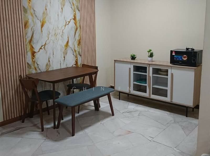 Pangsapuri untuk Dijual di Hilir Kota 1 - CHIN FN - Dining Room - PropertyGuru.com.my