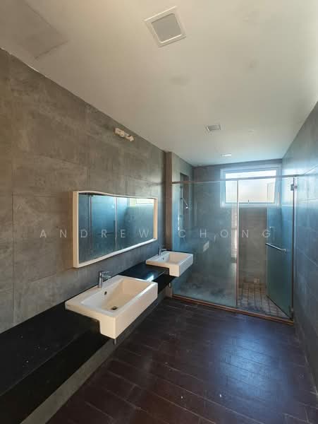 Terraced House for Rent in Tanjung Bungah (Penang) - Andrew Chong - Bathroom - PropertyGuru.com.my