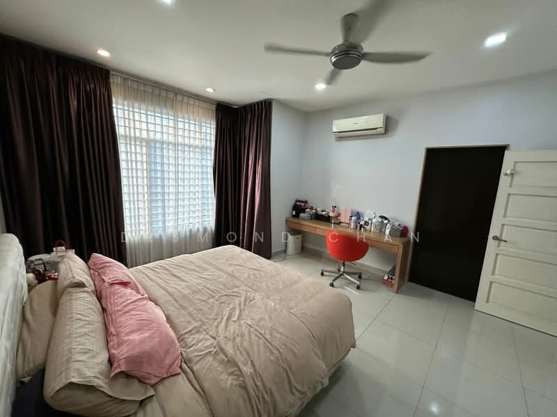 Rumah Teres 2 Tingkat untuk Dijual di Kota Kemuning (Shah Alam) - Desmond Chan - Bedroom - PropertyGuru.com.my