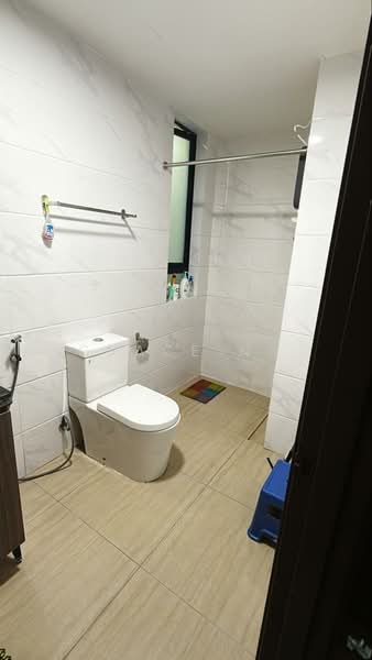 Servis Apartment untuk Dijual di Country Garden Central Park - Grace Ng - Bathroom - PropertyGuru.com.my