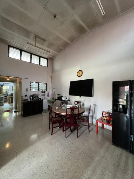 Rumah Teres 1 Tingkat untuk Dijual di Petaling Jaya (Selangor) - Flory Leong - Dining Room - PropertyGuru.com.my