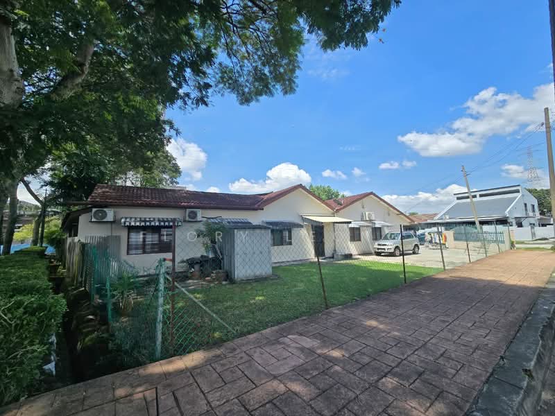 Rumah Teres 1 Tingkat untuk Dijual di Petaling Jaya (Selangor) - Flory Leong - Exterior - PropertyGuru.com.my