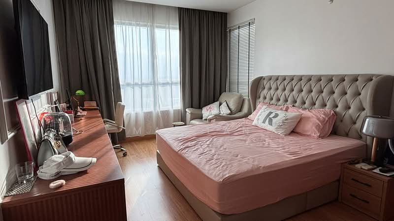 Condominium for Sale at Casa Tropicana - Max Tan - Bedroom - PropertyGuru.com.my