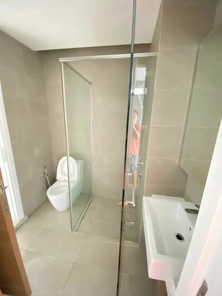 Service Residence for Rent at Aria - Terry Yee - Bathroom - PropertyGuru.com.my