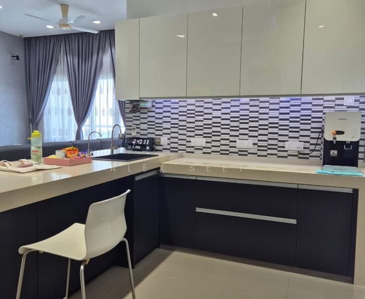 Kondominium untuk Disewa di Sri Putramas III / Royal Regent - Alex Seet - Kitchen - PropertyGuru.com.my