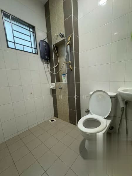 Semi-Detached House for Rent in Setia Alam (Selangor) - Elynn Chia - Bathroom - PropertyGuru.com.my