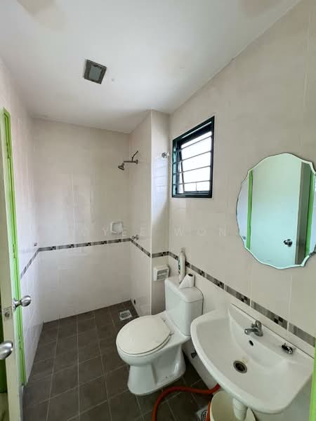 3-storey Terraced House for Sale in Kepong (Kuala Lumpur) - Coyee Wong - Bathroom - PropertyGuru.com.my