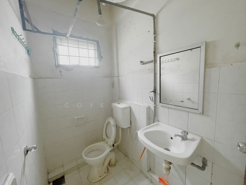 Apartment for Sale at Fortune Court - Coyee Wong - Bathroom - PropertyGuru.com.my