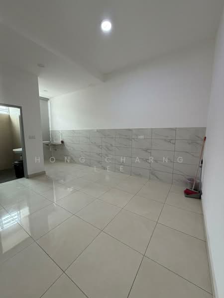 1-storey Terraced House for Rent in Skudai (Johor) - Hong Charng Lee - Kitchen - PropertyGuru.com.my