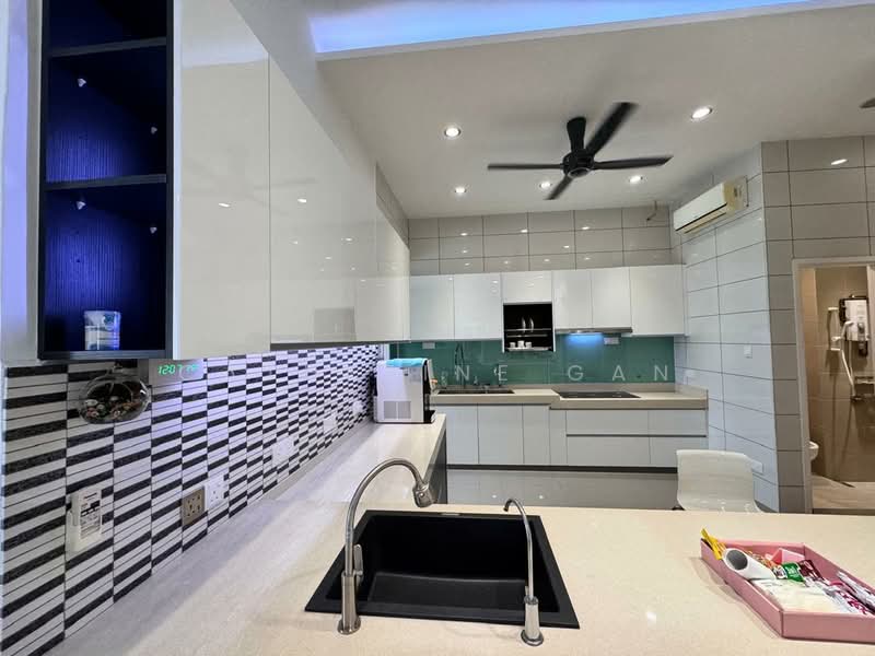 Condominium for Rent at Sri Putramas III / Royal Regent - Catherine Gan - Kitchen - PropertyGuru.com.my
