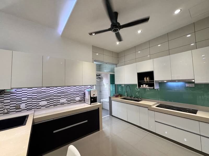 Condominium for Rent at Sri Putramas III / Royal Regent - Catherine Gan - Kitchen - PropertyGuru.com.my