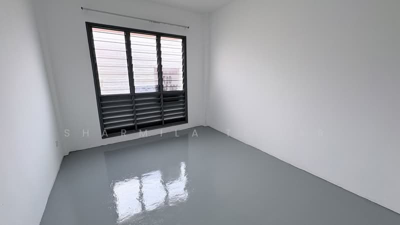 Flat for Sale at Flat Dato Ahmad Razali - Sharmila Taluar - Interior - PropertyGuru.com.my