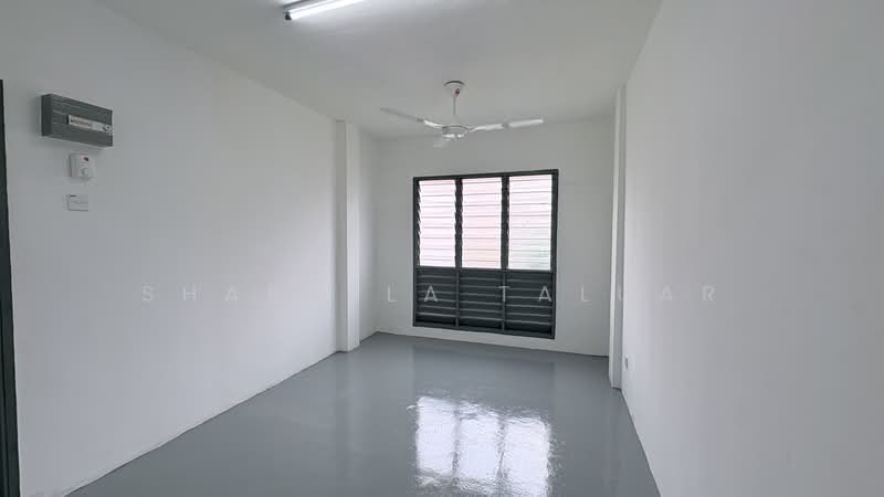 Flat for Sale at Flat Dato Ahmad Razali - Sharmila Taluar - Interior - PropertyGuru.com.my