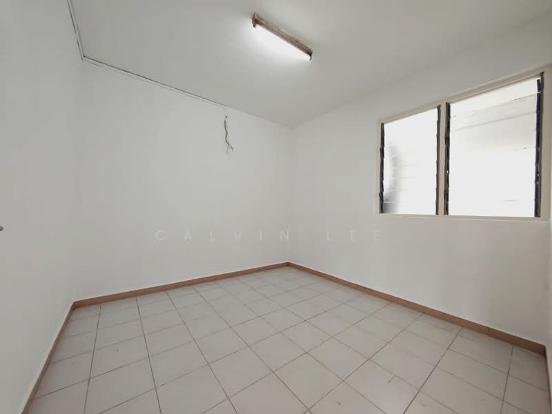 Flat for Sale at Flat Taman Ungku Tun Aminah - Calvin Lee - PropertyGuru.com.my
