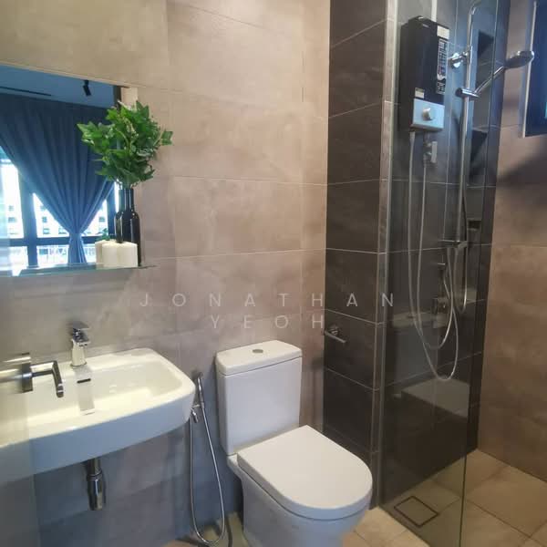 Condominium for Sale at Bennington Residences @ SkyArena - Jonathan Yeoh - Bathroom - PropertyGuru.com.my