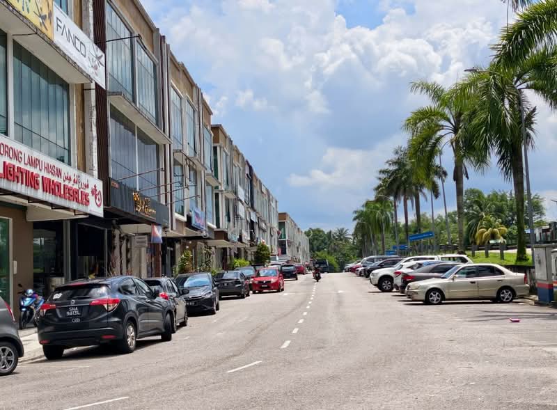 Shop / Office for Rent in Taman Pulai Flora (Skudai) - SK Mok - Exterior - PropertyGuru.com.my