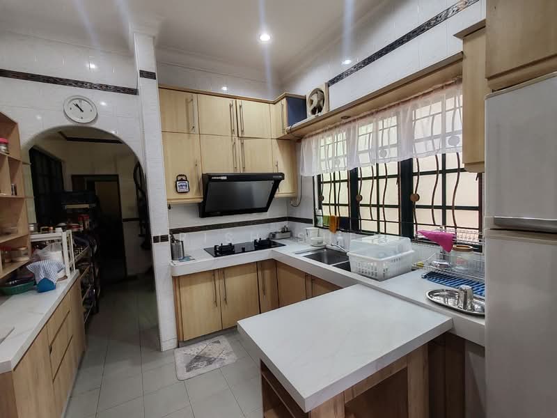 Rumah Banglo untuk Dijual di Kota Kemuning (Shah Alam) - Irish Shek - Kitchen - PropertyGuru.com.my