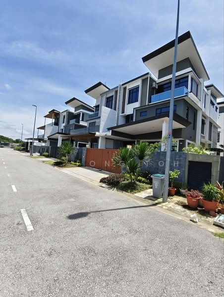 Semi-Detached House for Sale in Nusa Sentral (Iskandar Puteri (Nusajaya)) - Ee Fong Toh - PropertyGuru.com.my