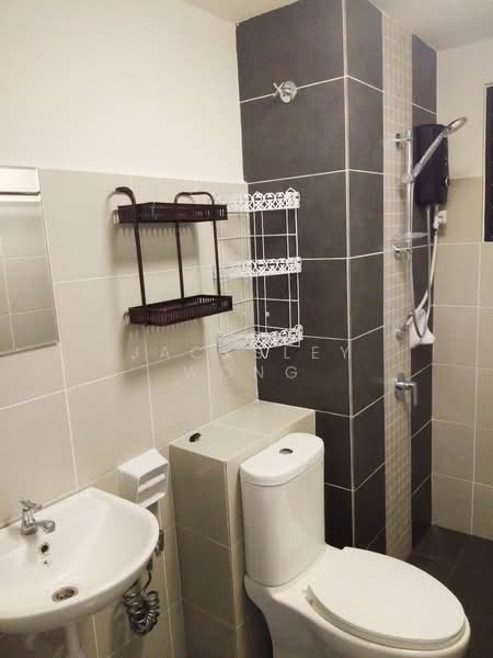 Kondominium untuk Disewa di Hillpark Residence - Jacksley Wong - Bathroom - PropertyGuru.com.my