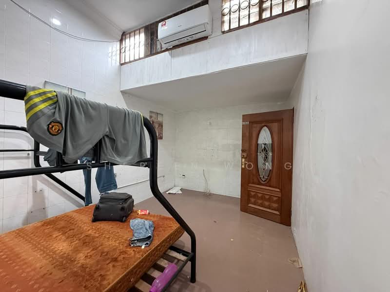 1-storey Terraced House for Sale in Taman Daya (Johor Bahru) - Shereen Wong - Bedroom - PropertyGuru.com.my