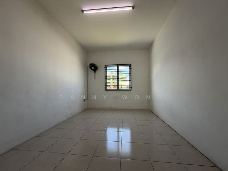 Rumah Teres 2 Tingkat untuk Dijual di Taman Scientex Rawang (Rawang) - Danny Wong - PropertyGuru.com.my