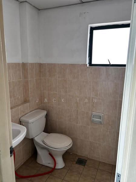 Condominium for Sale at Changkat View - Jack Tan - Bathroom - PropertyGuru.com.my