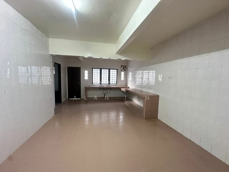Rumah Teres untuk Dijual di Alam Damai (Cheras) - Alan Tan - Kitchen - PropertyGuru.com.my