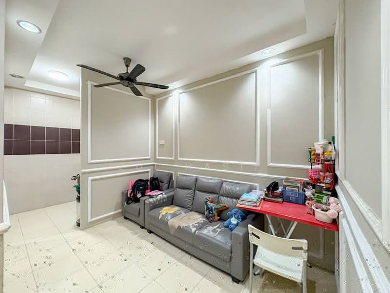 Semi-Detached House for Sale in Bandar Saujana Putra (Tanjong Duabelas) - Zul Hasif - PropertyGuru.com.my