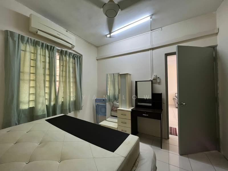 Kondominium untuk Disewa di Puncak Banyan - Ryan Low - Bedroom - PropertyGuru.com.my