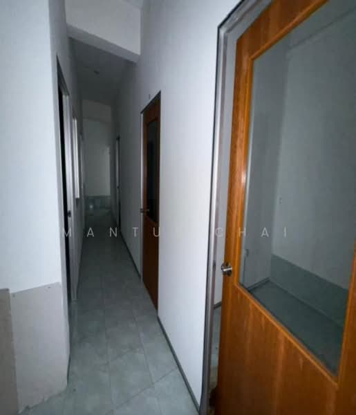 Kedai / Pejabat untuk Disewa di Bandar Seri Putra (Bangi) - Mantus Chai - PropertyGuru.com.my