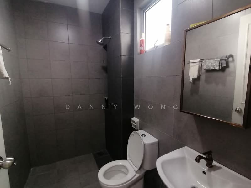 2-storey Terraced House for Sale in Bandar Gamuda Gardens (Rawang) - Danny Wong - Bathroom - PropertyGuru.com.my