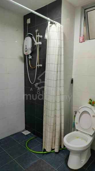 Service Residence for Rent at Maxim Citylights - Aaron Ong - Bathroom - PropertyGuru.com.my