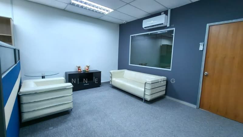 Shop for Rent in Taman Molek (Johor Bahru) - Anne Chiang - Interior - PropertyGuru.com.my