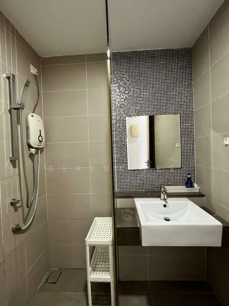 Service Residence for Sale at Nova Saujana - Serena Lee - Bathroom - PropertyGuru.com.my
