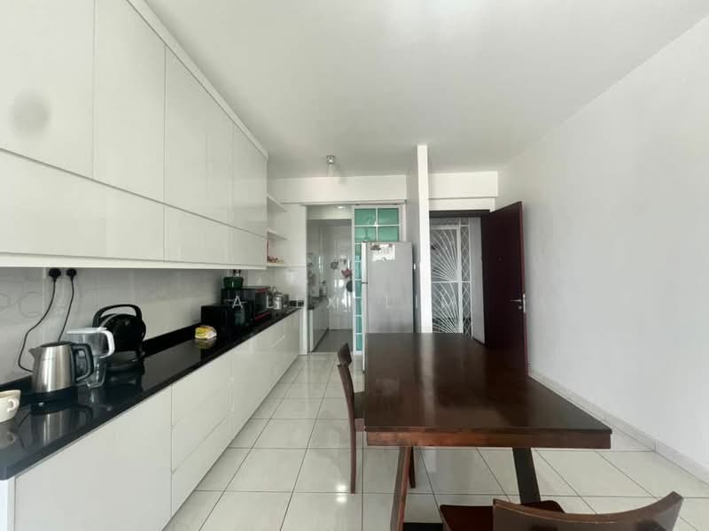 Condominium for Rent at The Brezza - Alex Lim - Kitchen - PropertyGuru.com.my
