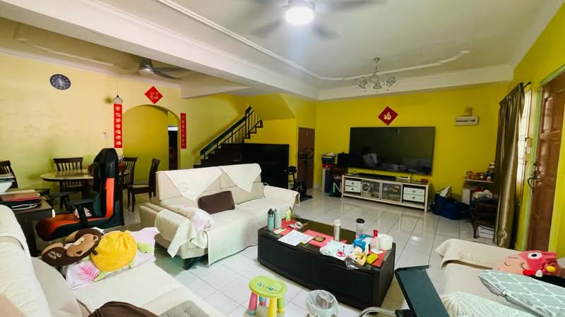 2-storey Terraced House for Sale in Bandar Putra (Kulai) - Grace Ng - Living Room - PropertyGuru.com.my