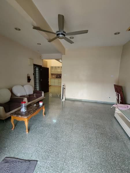 Rumah Bandar untuk Disewa di Jalan Ipoh (Kuala Lumpur) - Sherry Chang - Living Room - PropertyGuru.com.my