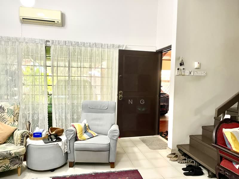 2-storey Terraced House for Sale in Taman Tun Dr Ismail (Kuala Lumpur) - Pat Ng - Living Room - PropertyGuru.com.my