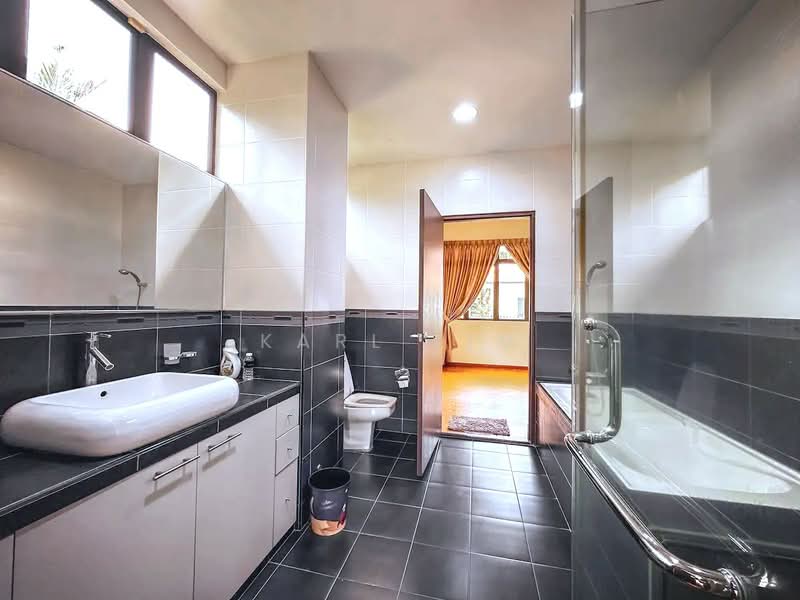 Bungalow for Sale in Johor Bahru (Johor) - Karl Lim - Bathroom - PropertyGuru.com.my