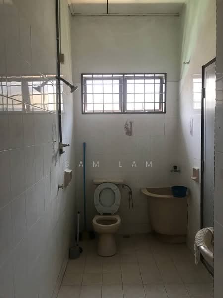 Bungalow for Sale in Taman Desa Pengkalan Indah (Lahat) - Sam Lam - PropertyGuru.com.my