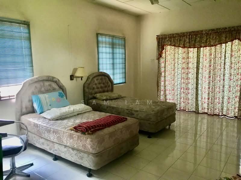 Bungalow for Sale in Taman Desa Pengkalan Indah (Lahat) - Sam Lam - PropertyGuru.com.my