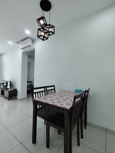 Service Residence for Rent at Kenwingston Skylofts - Ally Lee - Dining Room - PropertyGuru.com.my