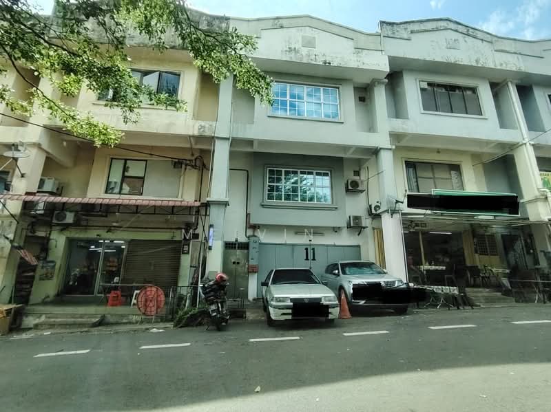 Shop for Sale in Seri Kembangan (Selangor) - Melvin . - Exterior - PropertyGuru.com.my